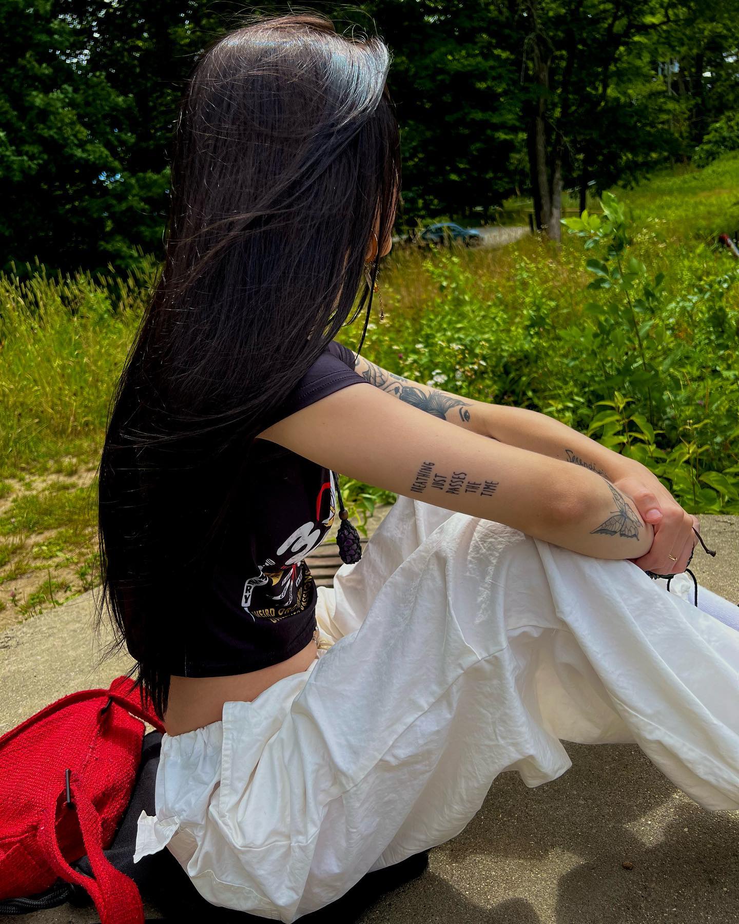 EMMIOL pov: ur the turtle on the rock across the pond